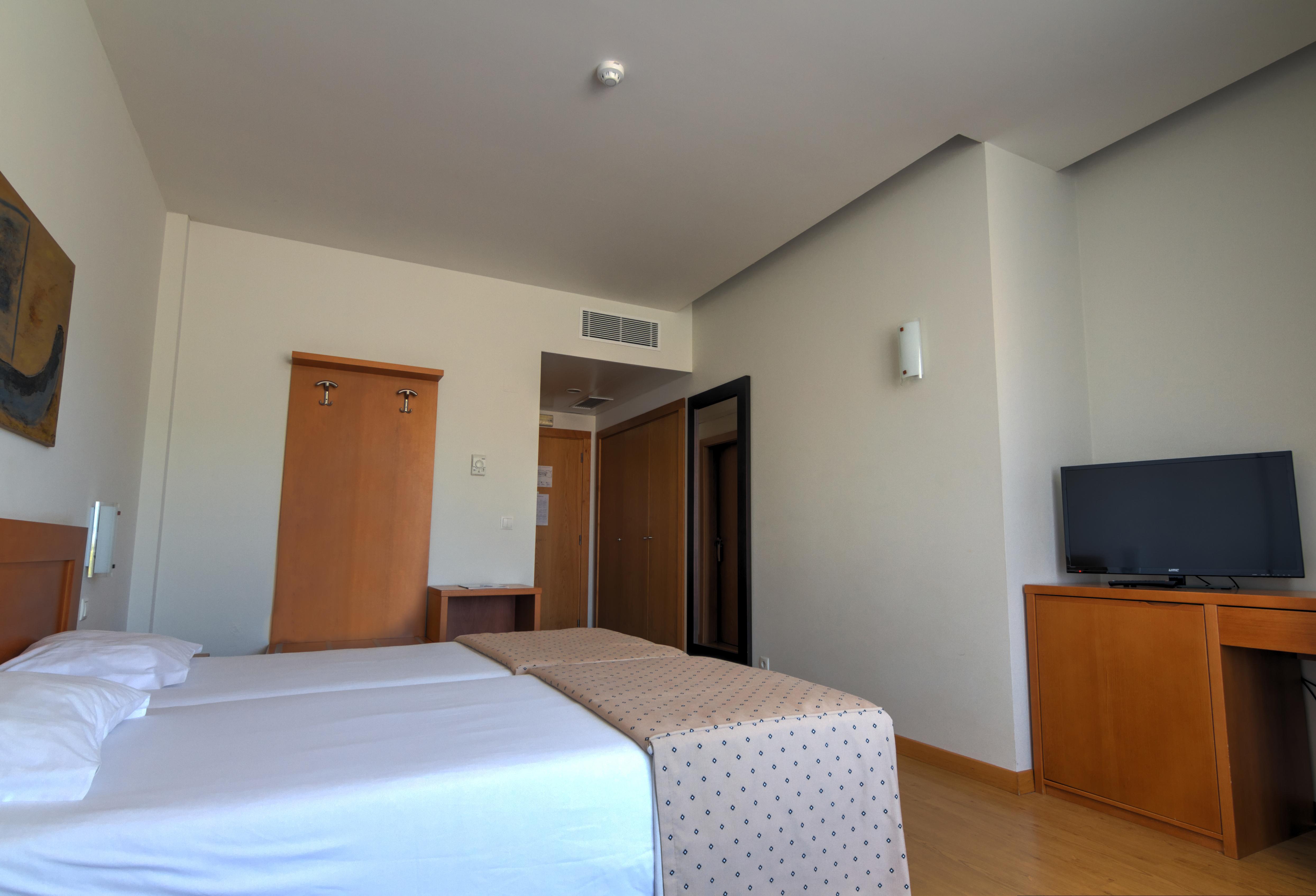 Lam Hotel Estarreja Exterior photo