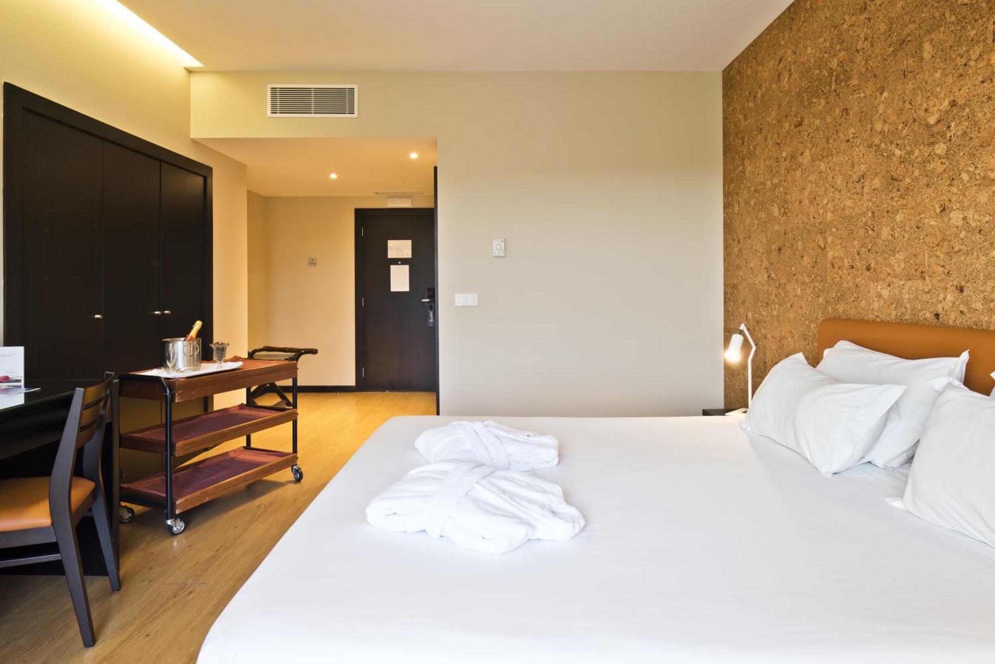 Lam Hotel Estarreja Exterior photo