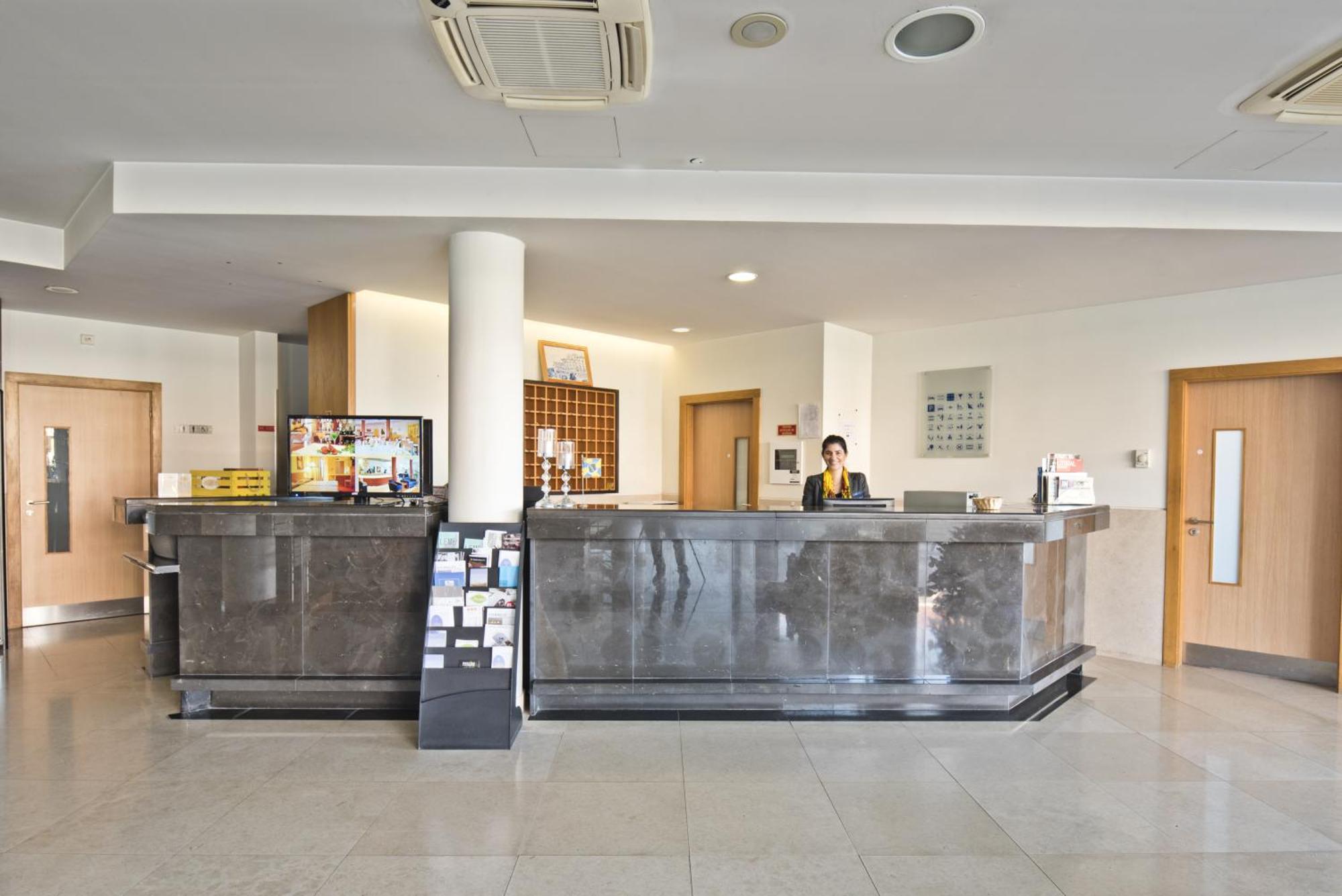 Lam Hotel Estarreja Exterior photo
